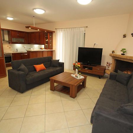 Spacious Country Apartment Braurone Esterno foto